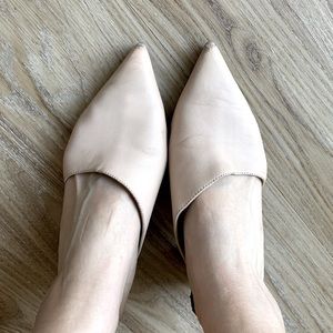 Good condition pointed heels